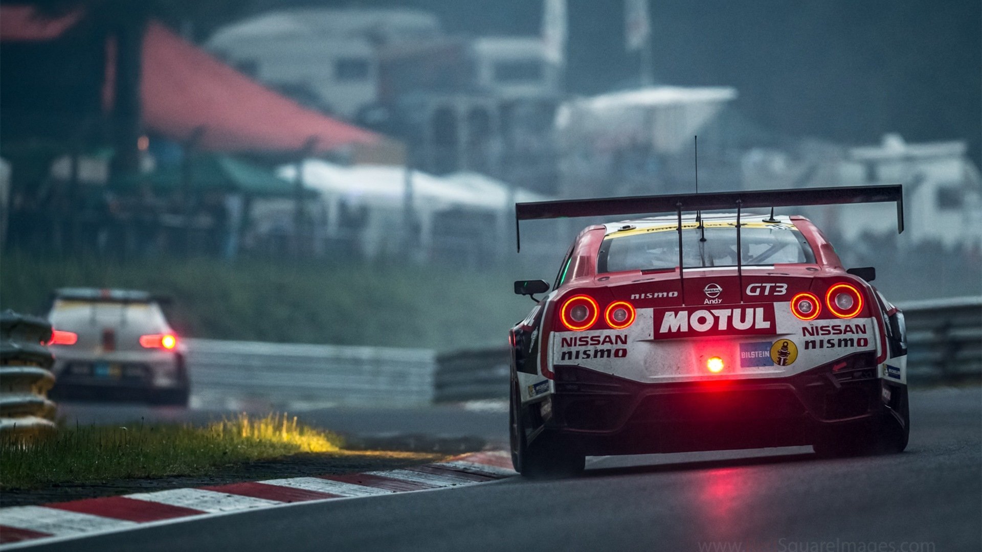 九游(jiuyou)官方网站-“英超榜首大战火爆上演，两强鏖战不分胜负”，英超争4