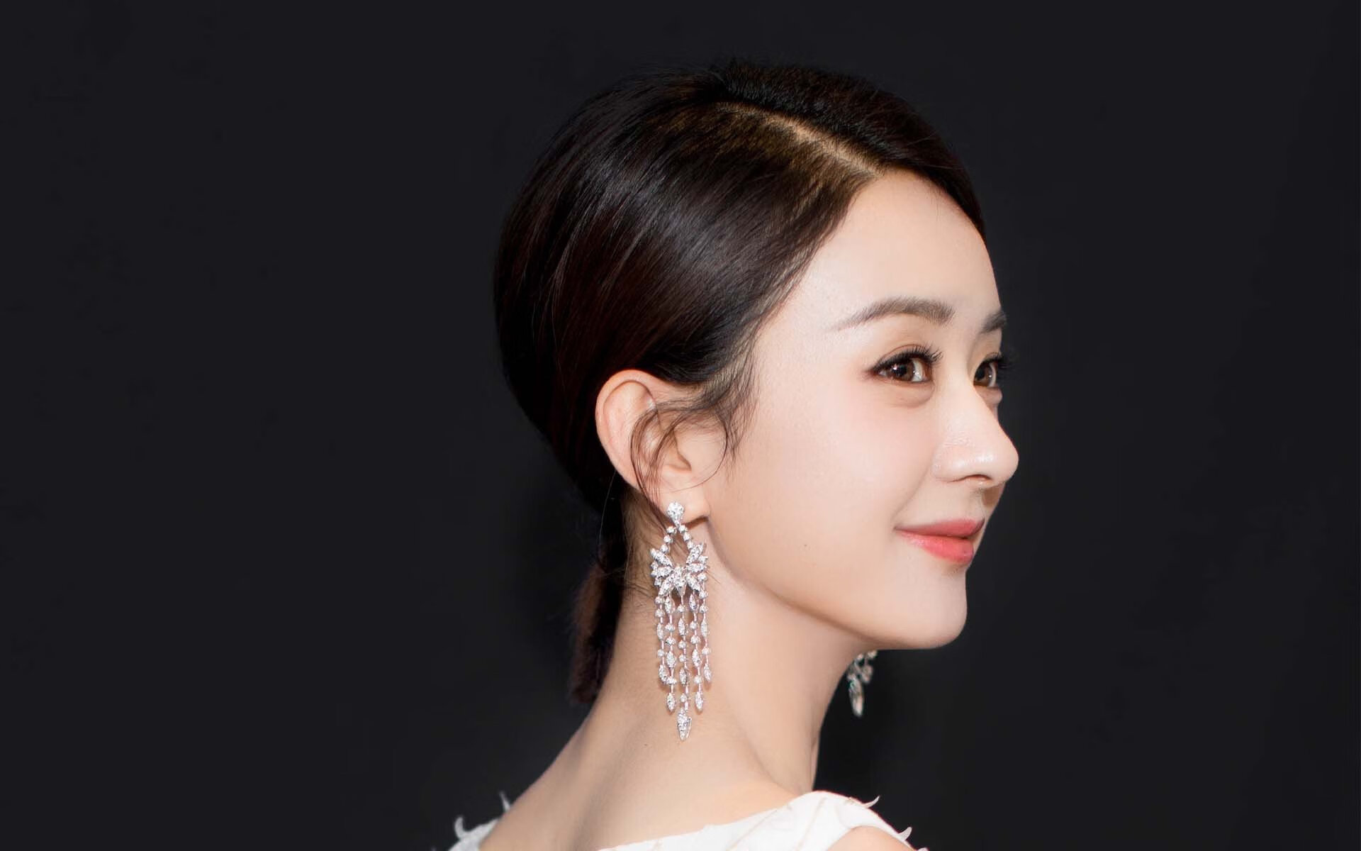 世界电子竞技大奖颁奖典礼现场盛况空前，行业盛事聚焦，2020年度电子竞技奖项