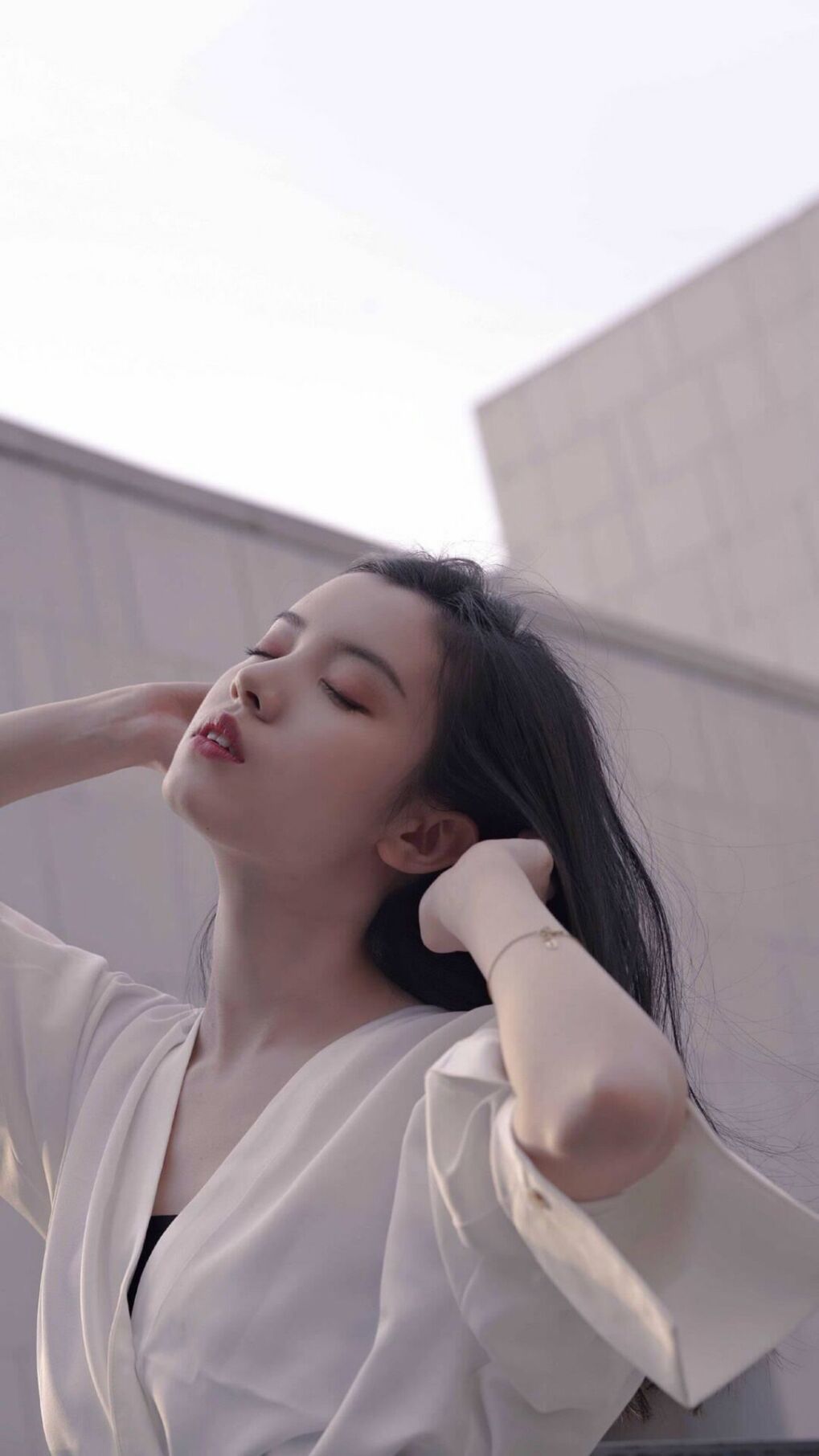 九游娱乐官网 (JIUYOU)-中国队前锋洛佩斯在巴黎奥运会上表现出色，足球运动员洛佩斯